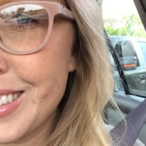Meet your Posher, Justine